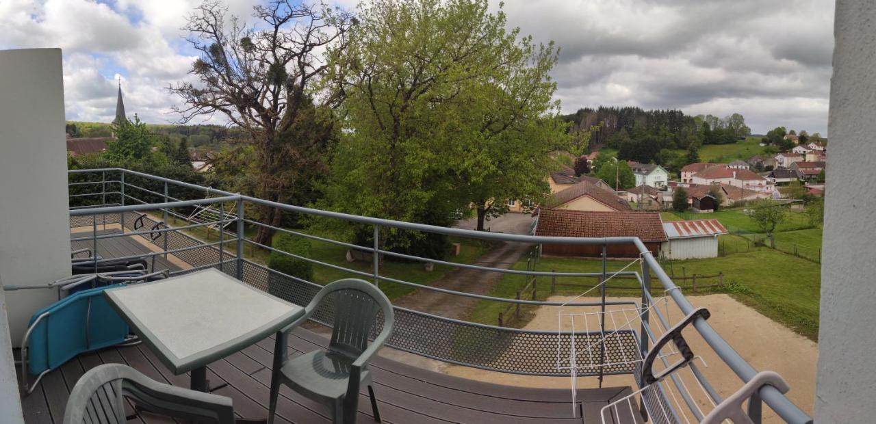 Le Panoramic Appartement Bains-les-Bains Buitenkant foto